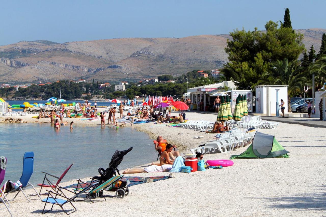 טרוגיר Apartments With A Parking Space Okrug Gornji, Ciovo - 13859 מראה חיצוני תמונה