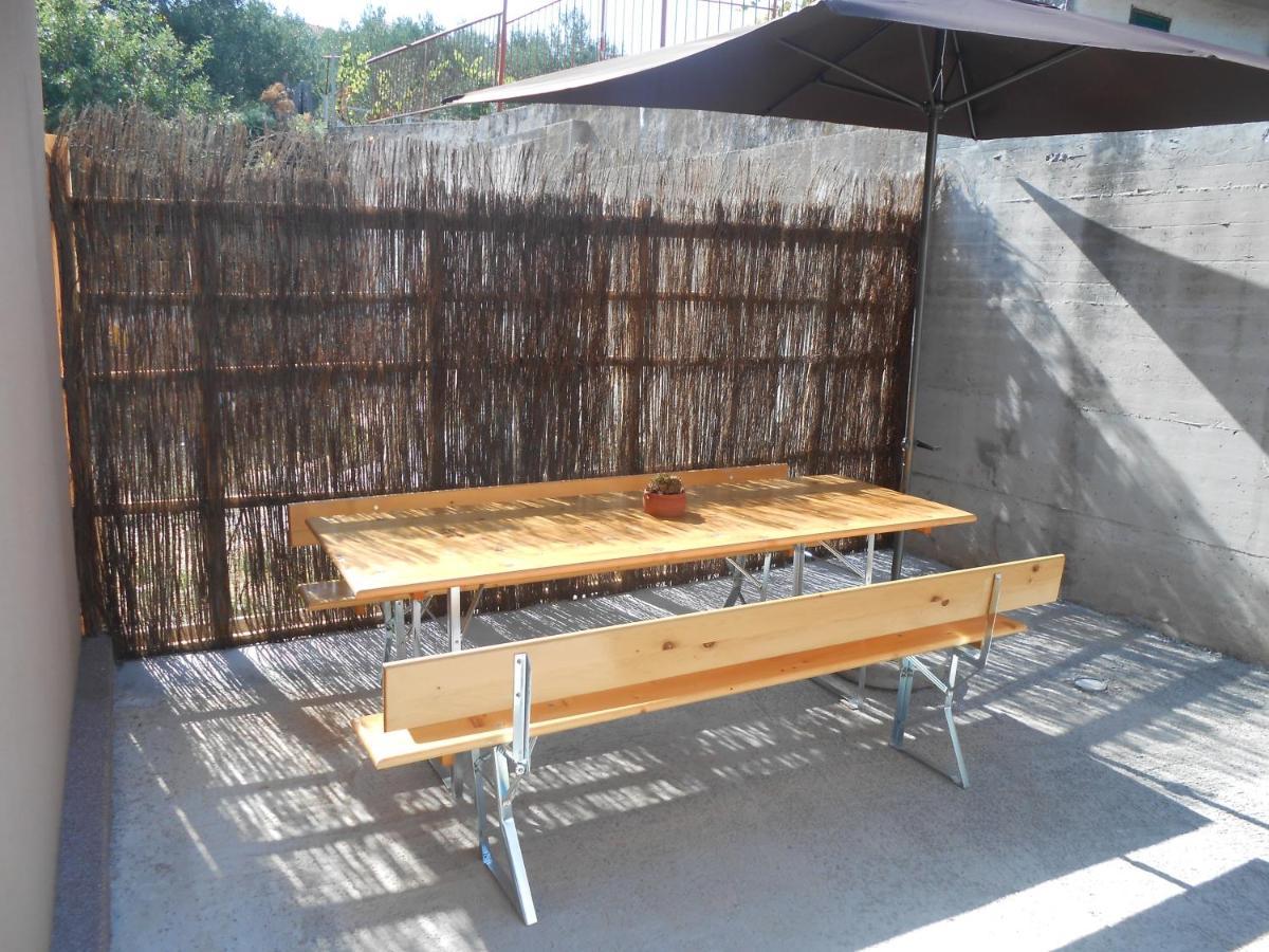 טרוגיר Apartments With A Parking Space Okrug Gornji, Ciovo - 13859 מראה חיצוני תמונה
